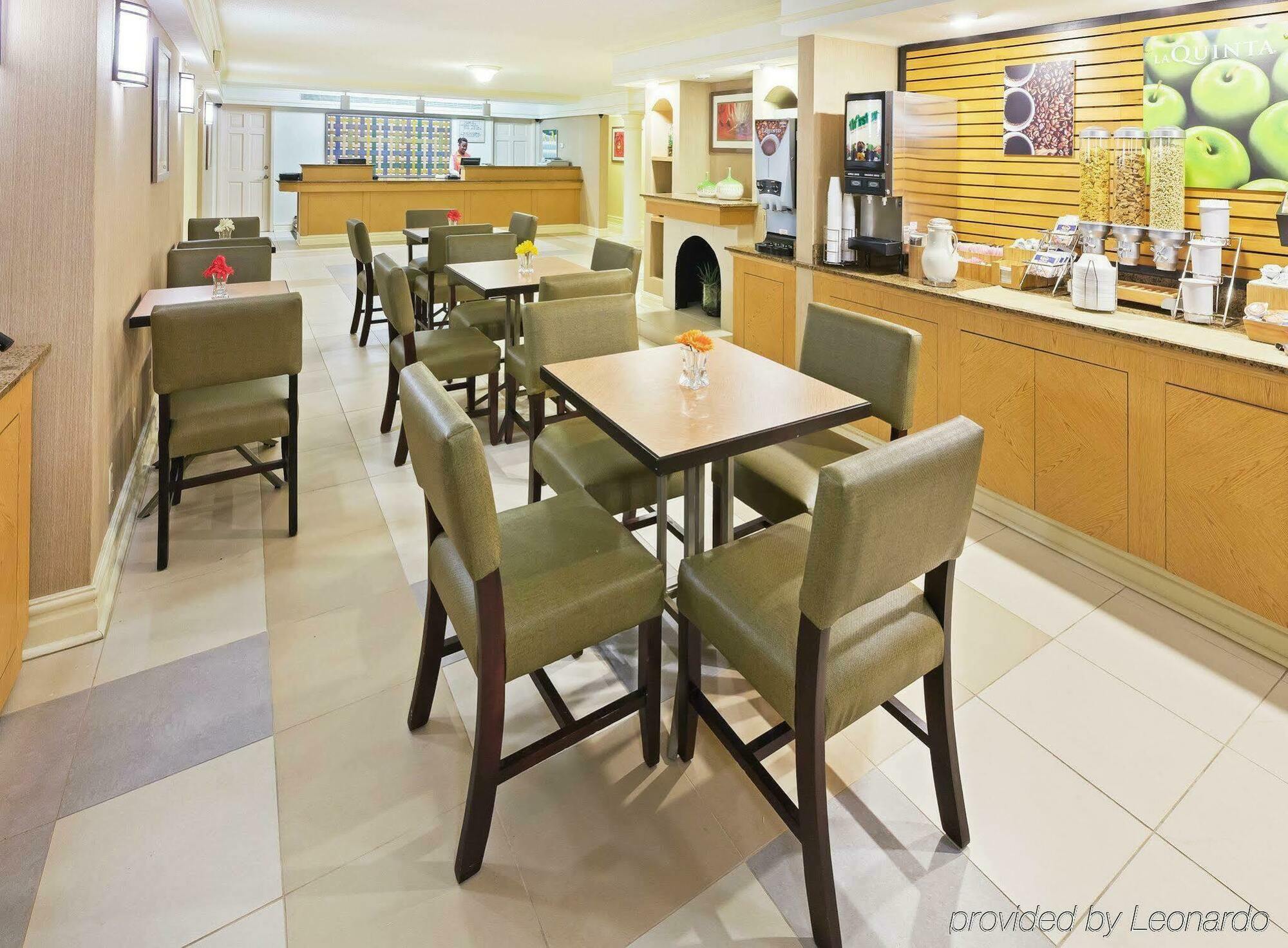 La Quinta Inn By Wyndham Corpus Christi South ภายนอก รูปภาพ